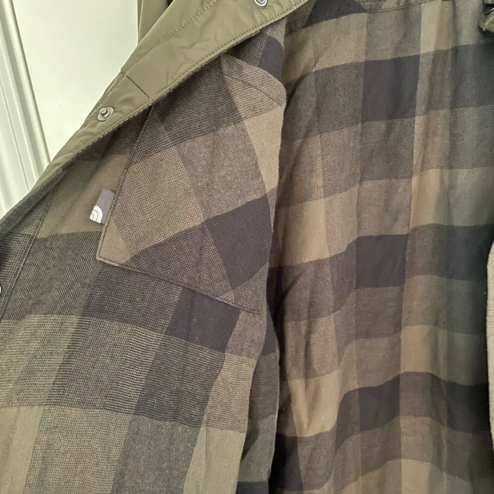 North Face Dark Green Mens Snap Up Jacket Size Large